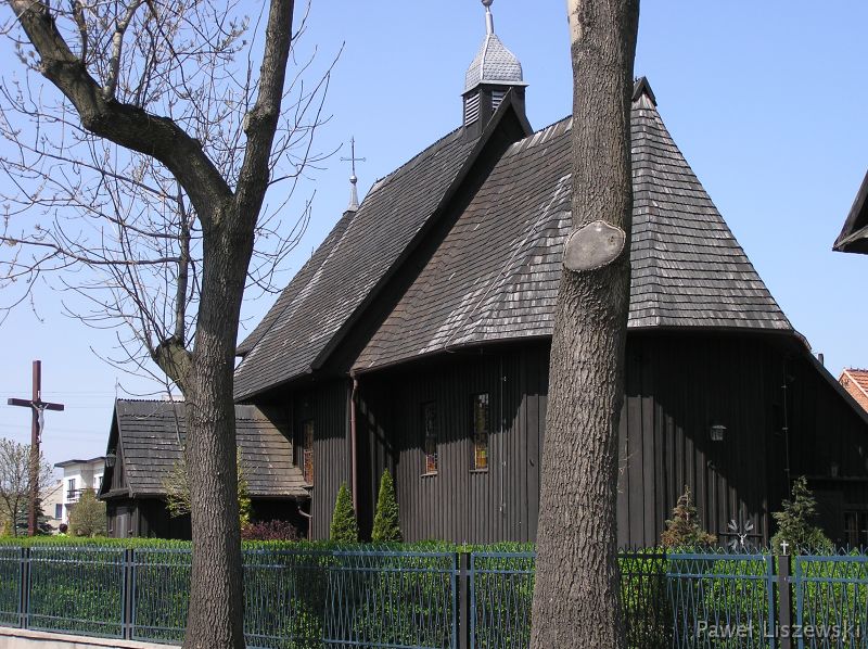 P5035334 Kościół w Kucharach