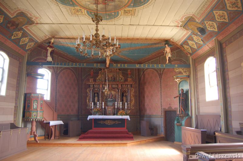czerwiec-20 Kościół w Kucharkach.